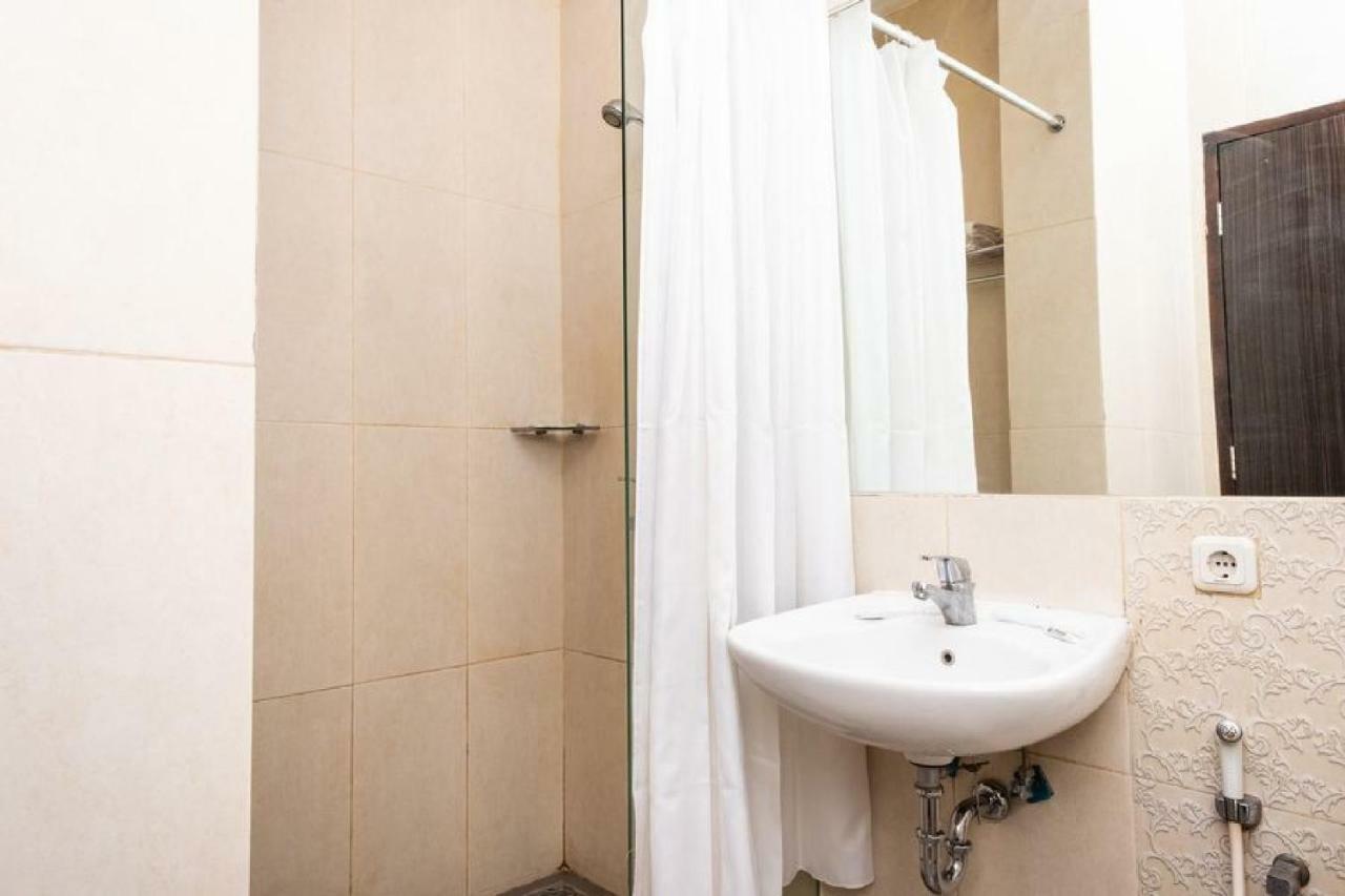 Reddoorz @ Pelita Raya Rappocini Hotel Макасар Екстериор снимка